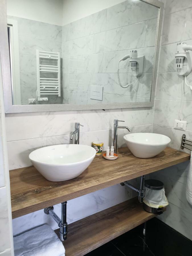 Dimorra Boutique Rooms Naples Luaran gambar