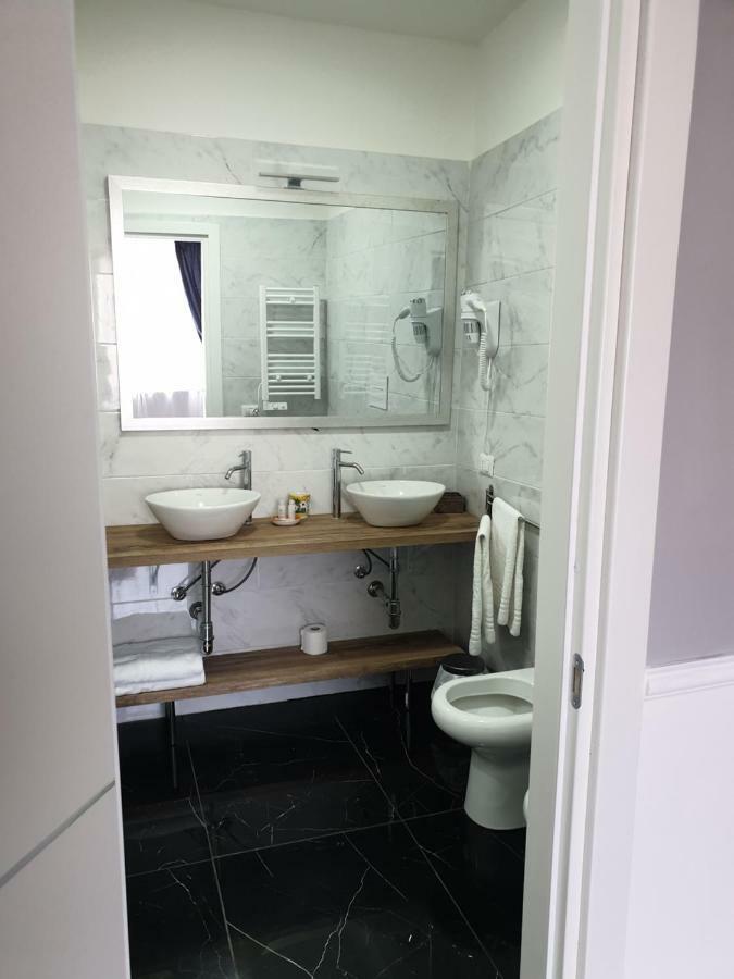 Dimorra Boutique Rooms Naples Luaran gambar